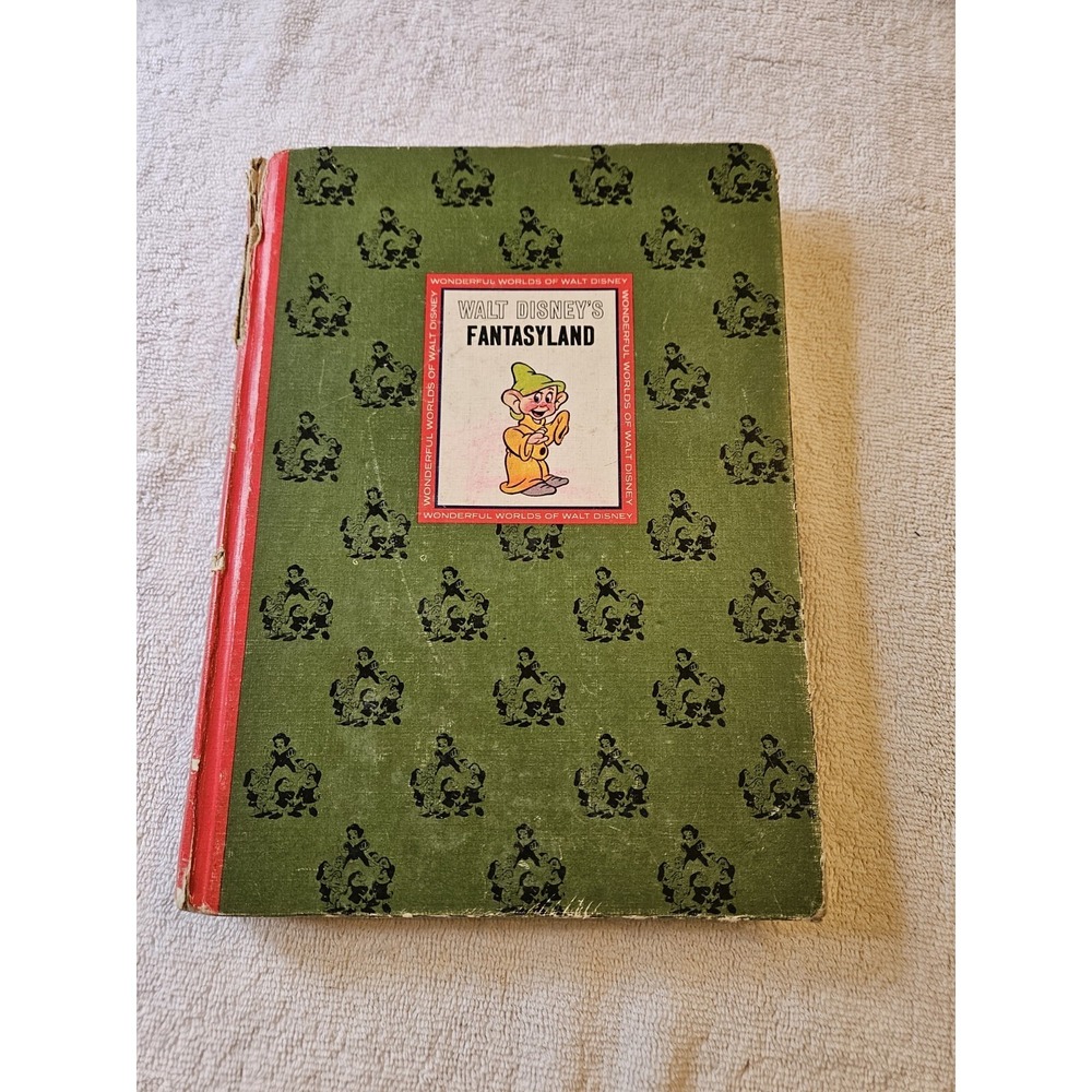 Vintage 1965 ~ Walt Disney's Fantasyland - Golden Press Illustrated Book - Picture 1 of 5